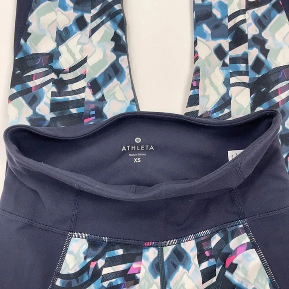 Athlete Distortion Salutation 7/8 Legging - Picture 5 of 10